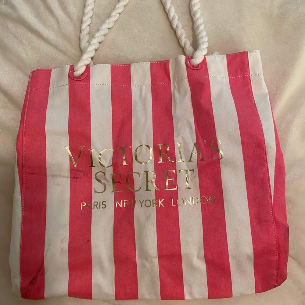 Victoria secrets tote bag